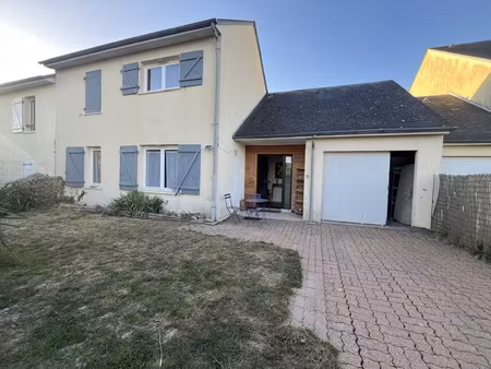 maison familiale en parfait état avec jardin clos et sans vi