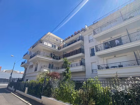 location appartement 1 pièce  24.58m²  saint