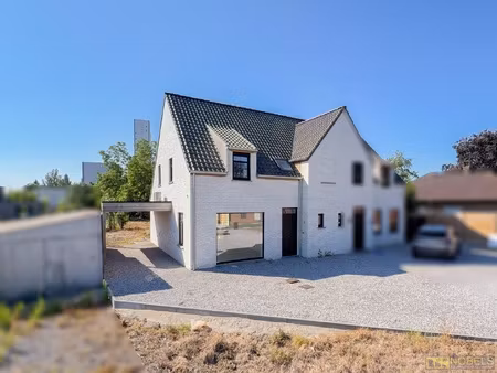 huis te koop in avelgem met 3 slaapkamers