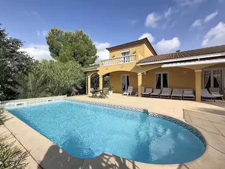 vente maison 6 pièces 163 m² neffiès (34320)