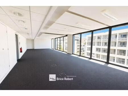 location bureaux 100 m²