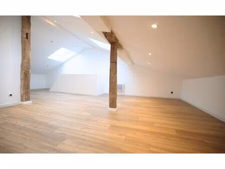 appartement t5 rénové au coeur d'hasparren