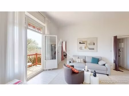 saint jean de luz/ ciboure ? t2 bis d'exception de 40 m²  repensé par architecte