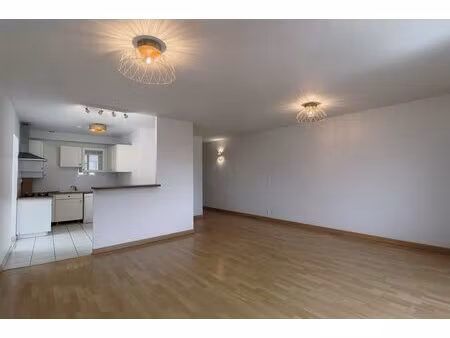 appartement ustaritz 3 pièce(s) 74.05 m2
