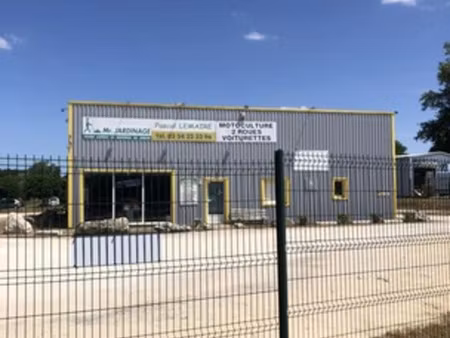 local professionnel à vendre saint georges sur cher 400m2 420 000€