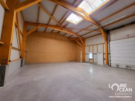 location local d’activités la plaine sur mer 44770 150m²