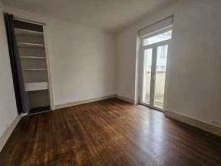 location appartement t1 à angers deux croix banchais (49000) : à louer t1 / 19m² angers de