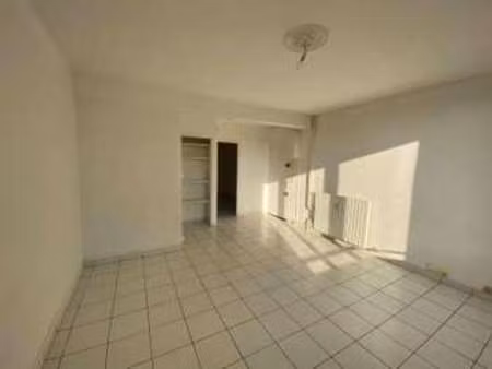 location appartement 3 pièces à nantes tortière (44000) : à louer 3 pièces / 58m² nantes t