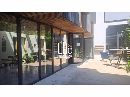 achat local professionnel 323m² nantes 44000