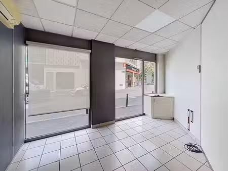 location commerce maisons-alfort 94700 128m²