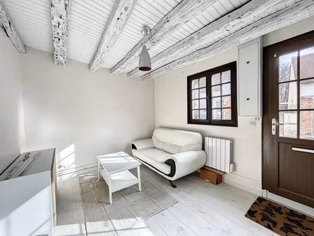 location appartement 1 pièce 35 m² à la ferté-saint-aubin (45240)