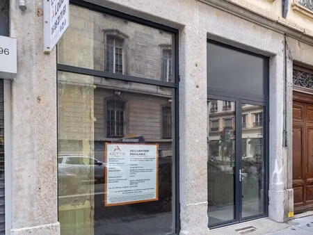 location commerce lyon 69006 45m²