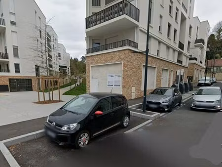 vente commerce poissy 78300 97m²