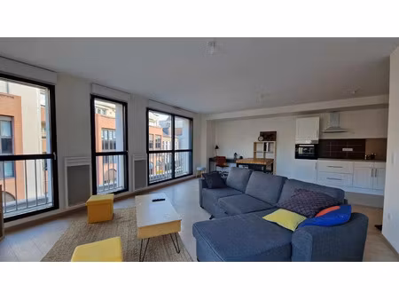 location appartement 2 pièces 75 m² à troyes (10000)  730 €