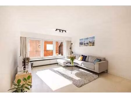 perfect instapklaar en recent gerenoveerd appartement met ga