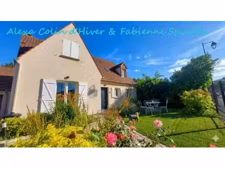 pavillon à la rénovation de qualité  et dépendance  dans un village recherché du...