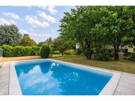 maison de 7 pièces de 275 m² à mions