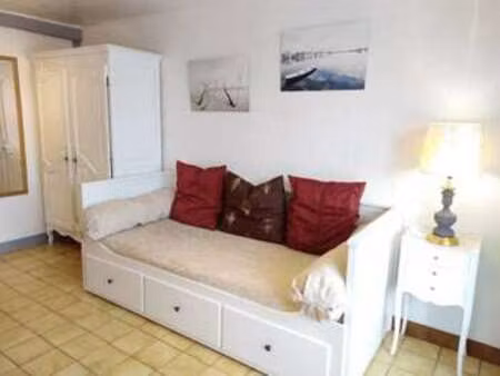location appartement t1 meublé à bourg-en-bresse (01000) : à louer t1 meublé / 20m² bourg-