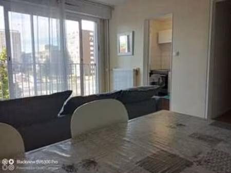 location appartement 2 pièces meublé à dijon (21000) : à louer 2 pièces meublé / 49m² dijo