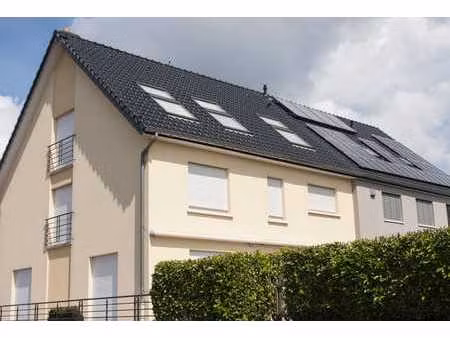 bel immeuble de rapport entièrement rénové de 10 unités