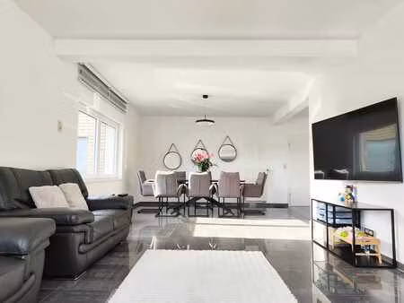 maison familiale rénovée à marche-en-famenne