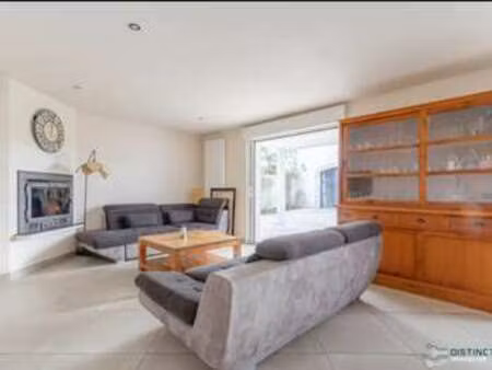 location maison à vertou (44120) : à louer / 240m² vertou