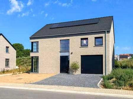 ? à vendre : maison neuve 4 façades – ◊sorinnes / dinant