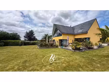 a vendre contemporaine avec vue sur la campagne finistère 29