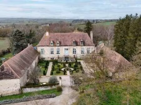 vente demeure d'exception piscine à vichy (03200) : à vendre piscine / 325m² vichy