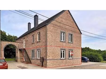 appartement 2 chambres avec emplacement de parking sous carp