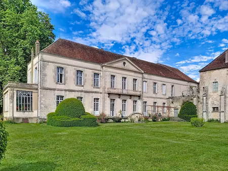 vente maison 28 pièces 985 m² à talus-saint-prix (51270)  1 600 000 €