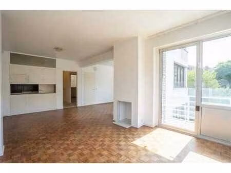 av tervueren - appartement un chambre + bureau avec terrasse