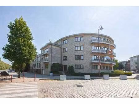 immeuble de rapport entièrement loué comprenant 12 apparteme