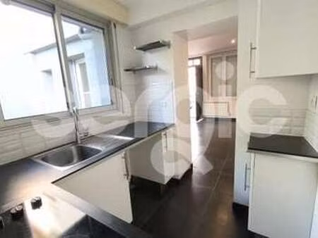 location maison à nantes (44000) : à louer / 52m² nantes