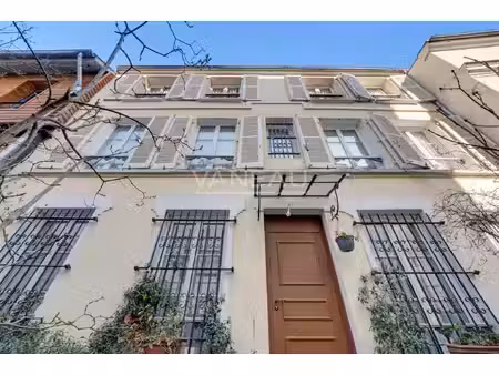 maison de luxe à vendre dans le quartier amiraux-simplon-poissonniers