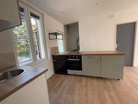 location maison 5 pièces 85 m² à châtenois-les-forges (90700)  1 150 €