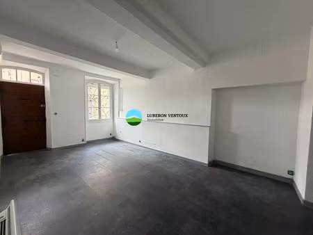 location maison 4 pièces 84.28 m² à malemort-du-comtat (84570)  810 €