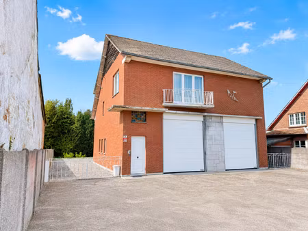 immeuble mixte à vendre à rue des écoles 19 jodoigne (rbw48106)