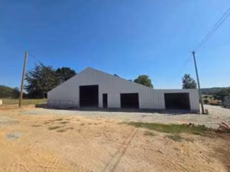 location garage box et parking à saint-martin-sur-oust (56200) : à louer / 150m² saint-mar