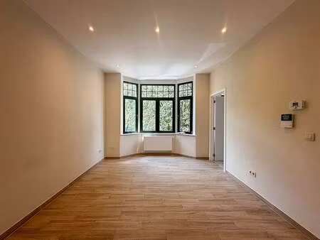 appartement à louer à forest € 1.250 (lqdp4) - so estates brussels | zimmo