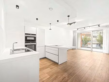 appartement à louer à uccle € 1.550 (lqcx4) - found & baker brussel | zimmo