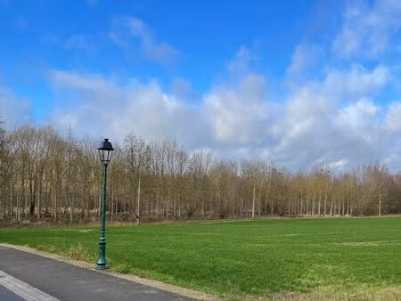 vicq terrain 925m²