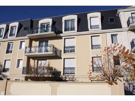 5 pièces - 101m² - parking et cave