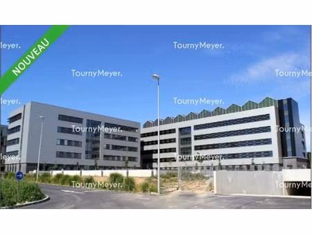 location bureaux 211 m² à 1 288 m²