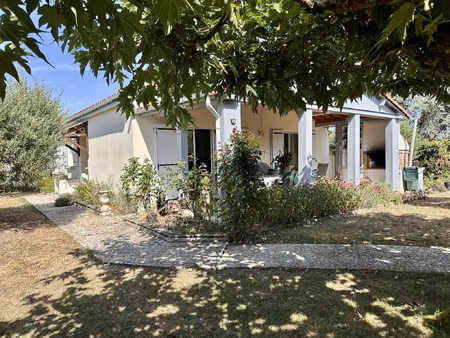 vente maison 5 pièces 85 m² meschers-sur-gironde (17132)