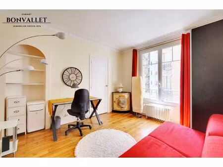 studio de 23 m² avec ascenseur — métro javel