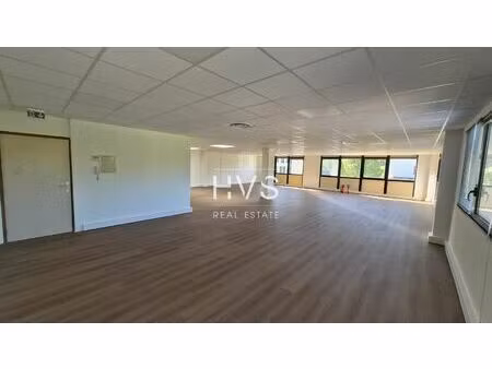 location local professionnel 173m² meyreuil 13590