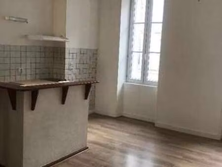 location appartement 2 pièces à libourne (33500) : à louer 2 pièces / 35m² libourne