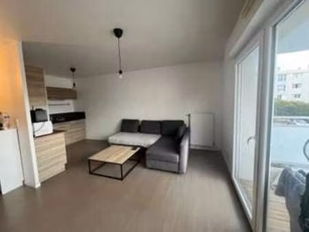 location appartement 2 pièces à caen (14000) : à louer 2 pièces / 40m² caen