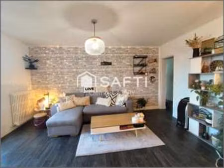 vente appartement 4 pièces à laval les fourches (53000) : à vendre 4 pièces / 85m² laval l